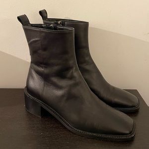 Everlane City Boot, size 8.5
